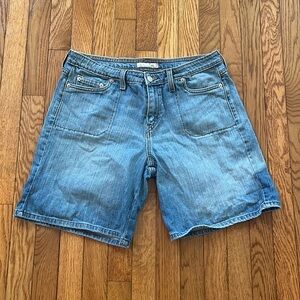 Levi’s 545 Shorts Medium Wash‎ Faded Sz 12 streetwear Bermuda 32”